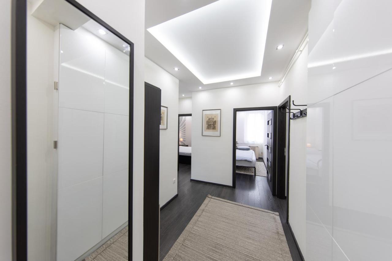 Апартаменты Spacious 3-room With Free Parking