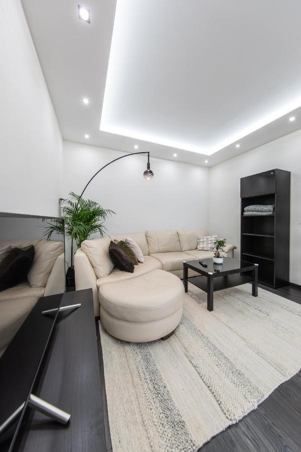 Spacious 3-room With Free Parking